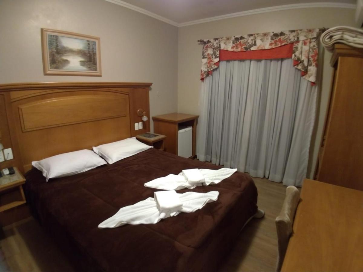 Hotel Papoulas 3*