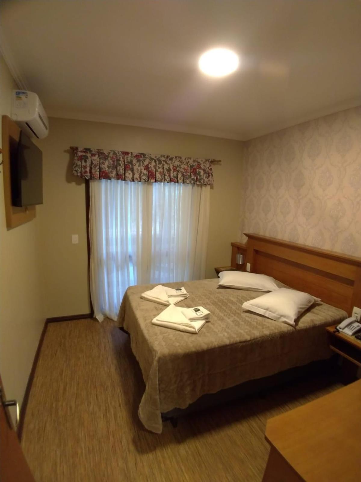 Papoulas Hotel