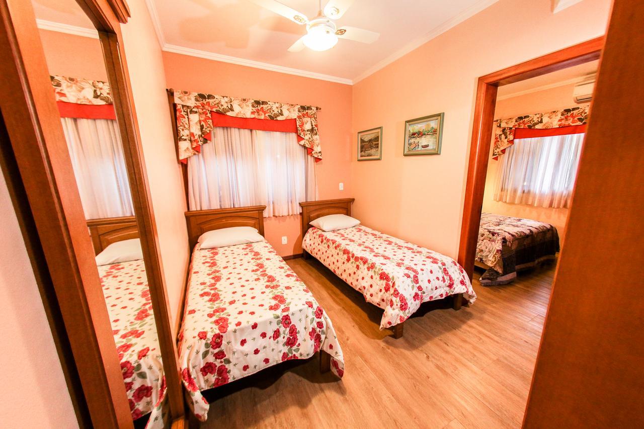 Hotel Papoulas 3*
